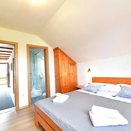 Guest House Family Dukic Rakovica Exterior photo
