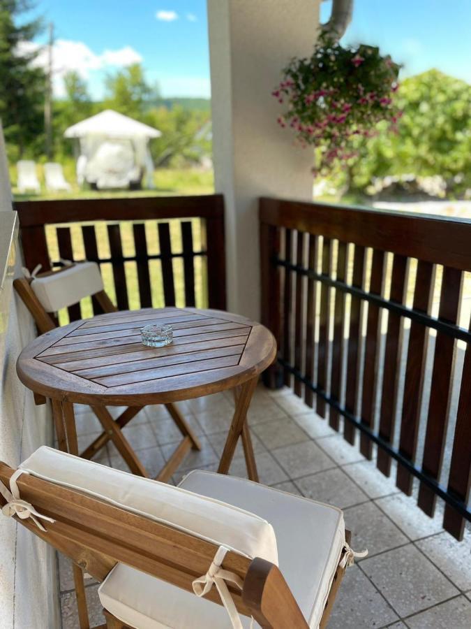 Guest House Family Dukic Rakovica Exterior photo